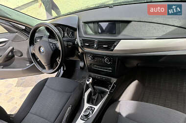 Внедорожник / Кроссовер BMW X1 2012 в 