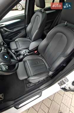 Внедорожник / Кроссовер BMW X1 2016 в 