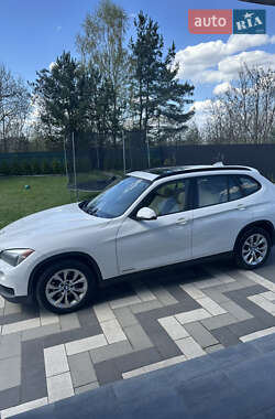 Внедорожник / Кроссовер BMW X1 2013 в 