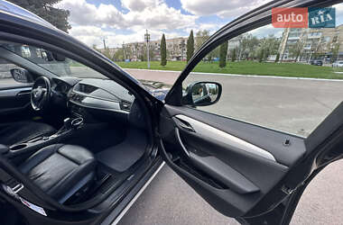 Позашляховик / Кросовер BMW X1 2009 в 