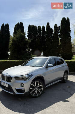 Внедорожник / Кроссовер BMW X1 2015 в 