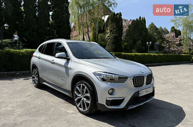 Внедорожник / Кроссовер BMW X1 2015 в 