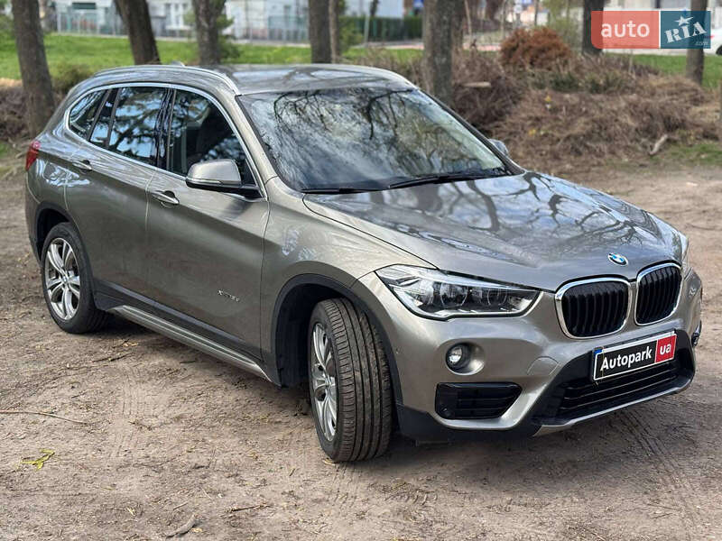 Позашляховик / Кросовер BMW X1 2016 в Києві