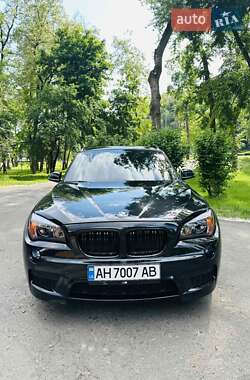 Позашляховик / Кросовер BMW X1 2015 в 