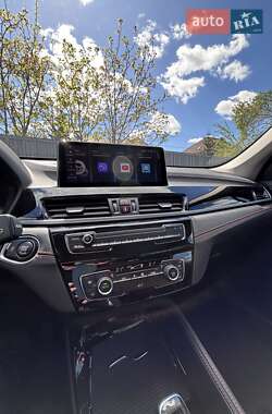 Позашляховик / Кросовер BMW X1 2019 в 