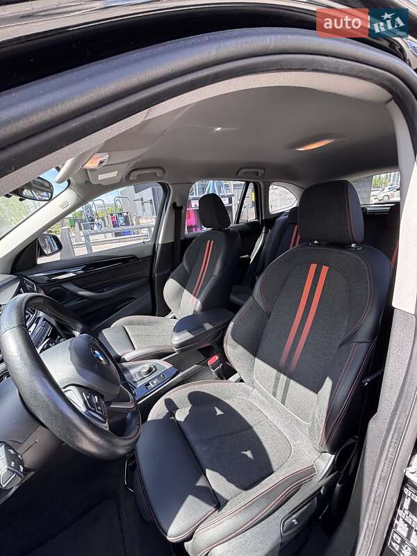 Внедорожник / Кроссовер BMW X1 2019 в Киеве