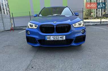 Позашляховик / Кросовер BMW X1 2016 в 