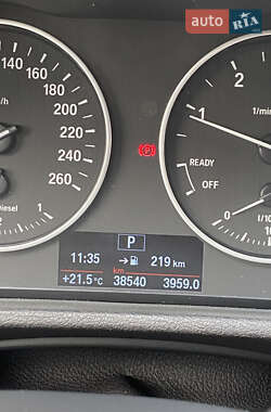 Внедорожник / Кроссовер BMW X1 2015 в 