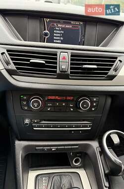 Внедорожник / Кроссовер BMW X1 2011 в 