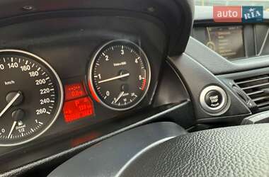 Внедорожник / Кроссовер BMW X1 2011 в 