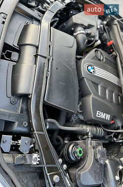 Позашляховик / Кросовер BMW X1 2011 в 