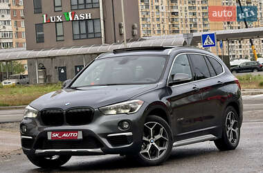 Внедорожник / Кроссовер BMW X1 2015 в 