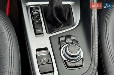 Внедорожник / Кроссовер BMW X1 2015 в 