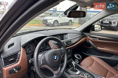 Внедорожник / Кроссовер BMW X1 2014 в 
