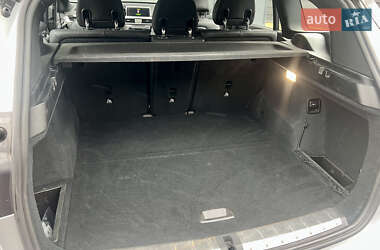 Позашляховик / Кросовер BMW X1 2020 в 