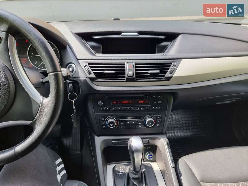 Внедорожник / Кроссовер BMW X1 2010 в Черноморске фото 15 Внедорожник / Кроссовер BMW X1 2010 в Черноморске