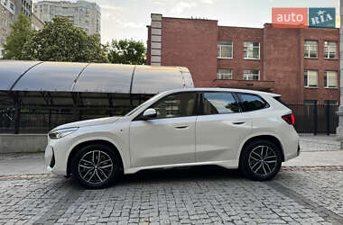 Внедорожник / Кроссовер BMW X1 2024 в Киеве