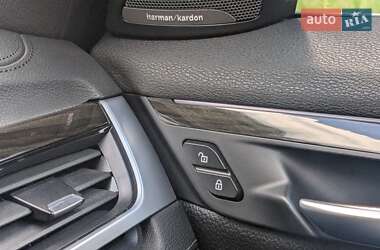 Позашляховик / Кросовер BMW X1 2019 в 