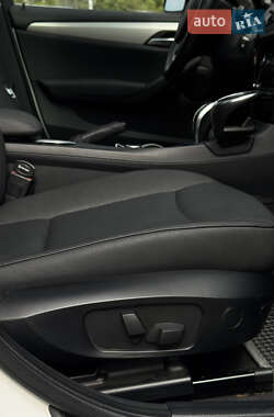 Внедорожник / Кроссовер BMW X1 2013 в 