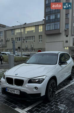 Позашляховик / Кросовер BMW X1 2014 в Рівному