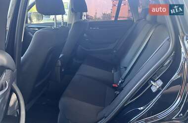Позашляховик / Кросовер BMW X1 2010 в 