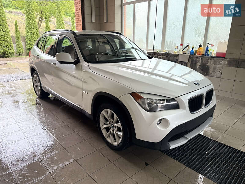 Внедорожник / Кроссовер BMW X1 2012 в Лубнах