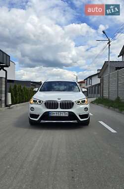 Внедорожник / Кроссовер BMW X1 2017 в Киеве