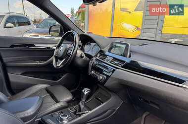 Внедорожник / Кроссовер BMW X1 2018 в 