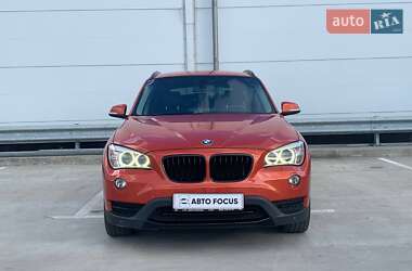 Позашляховик / Кросовер BMW X1 2012 в 