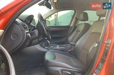 Позашляховик / Кросовер BMW X1 2012 в 