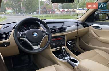 Внедорожник / Кроссовер BMW X1 2013 в 