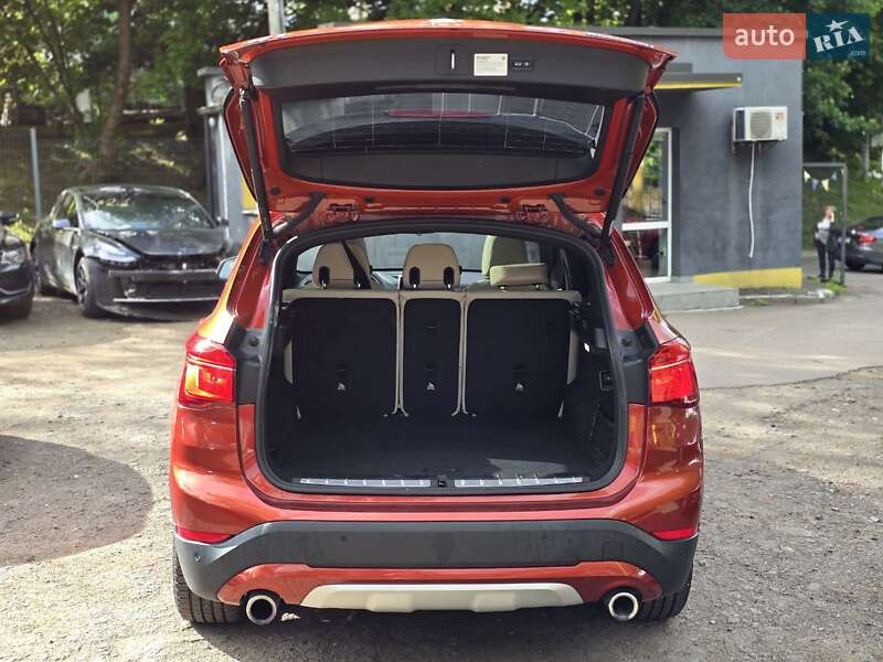 Внедорожник / Кроссовер BMW X1 2019 в Львове