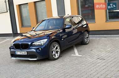 Внедорожник / Кроссовер BMW X1 2010 в 