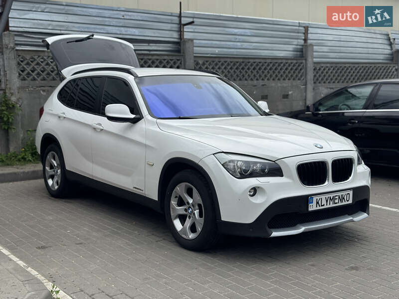 Позашляховик / Кросовер BMW X1 2012 в Києві