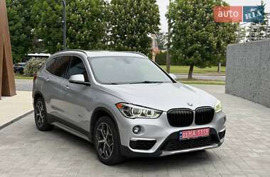Внедорожник / Кроссовер BMW X1 2016 в Луцке