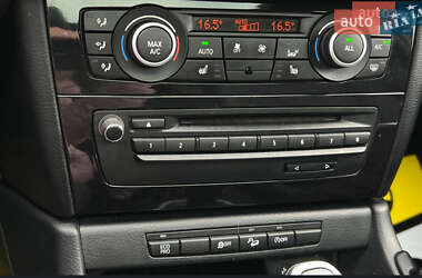 Позашляховик / Кросовер BMW X1 2013 в 