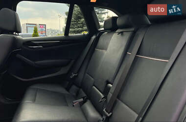 Позашляховик / Кросовер BMW X1 2013 в 