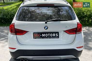 Позашляховик / Кросовер BMW X1 2013 в 