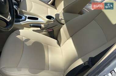 Позашляховик / Кросовер BMW X1 2013 в 