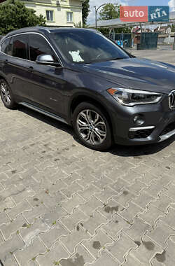 Внедорожник / Кроссовер BMW X1 2017 в 