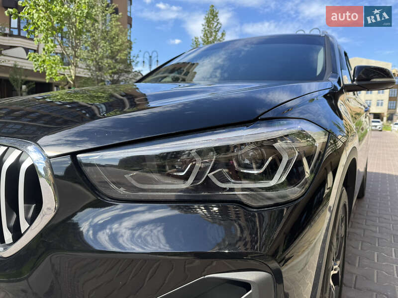 Позашляховик / Кросовер BMW X1 2020 в Києві
