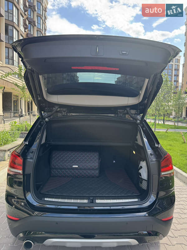 Позашляховик / Кросовер BMW X1 2020 в Києві