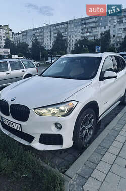 Позашляховик / Кросовер BMW X1 2016 в Івано-Франківську
