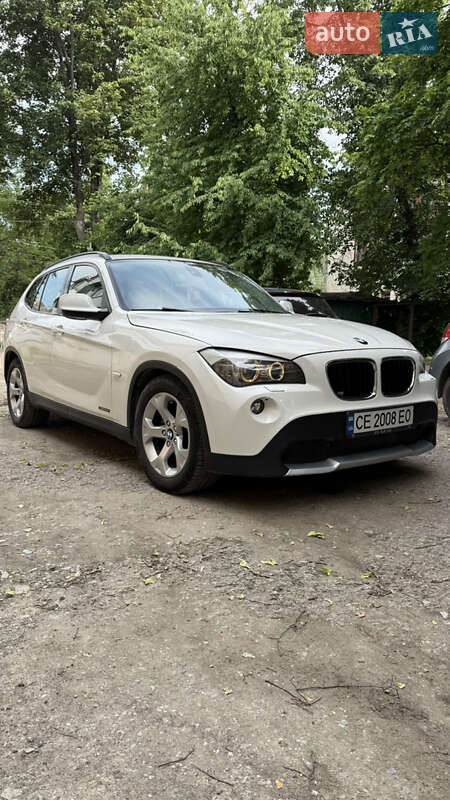 Позашляховик / Кросовер BMW X1 2011 в Чернівцях