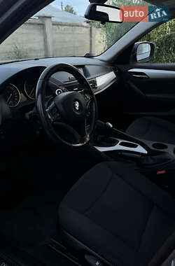 Внедорожник / Кроссовер BMW X1 2010 в 