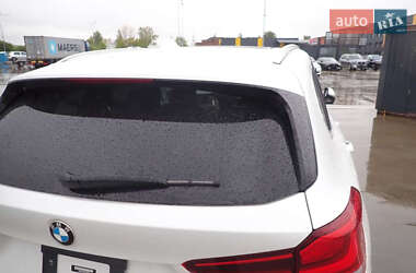 Внедорожник / Кроссовер BMW X1 2021 в 
