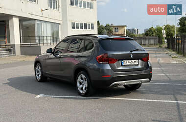 Позашляховик / Кросовер BMW X1 2014 в 