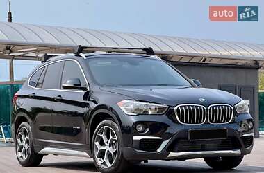 Внедорожник / Кроссовер BMW X1 2017 в Запорожье