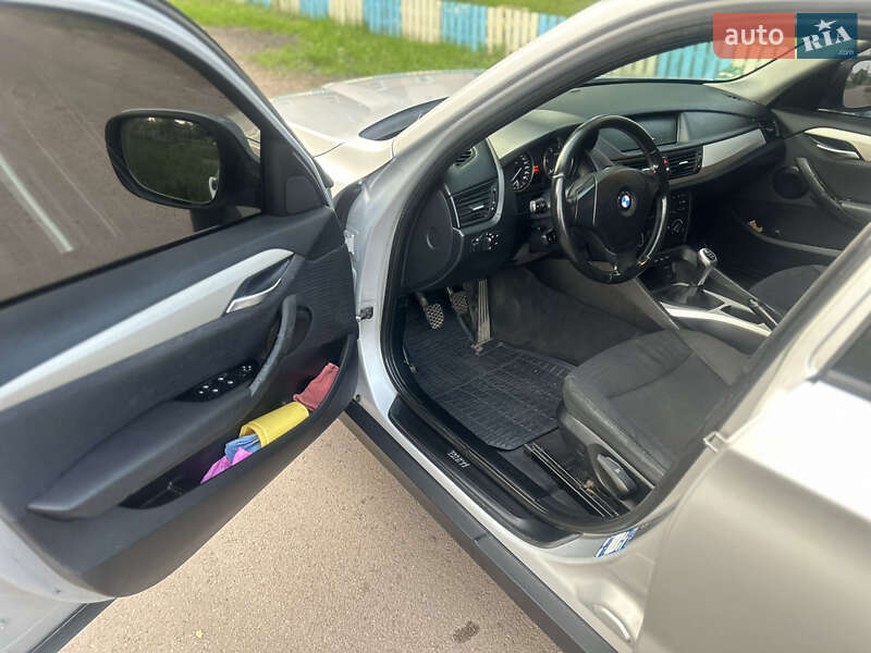 Внедорожник / Кроссовер BMW X1 2012 в Коростене фото 9 Внедорожник / Кроссовер BMW X1 2012 в Коростене