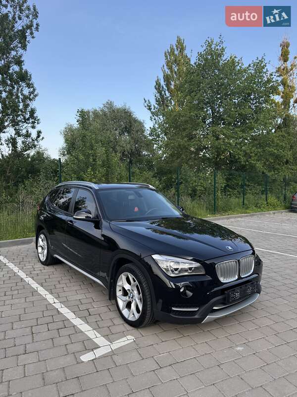Позашляховик / Кросовер BMW X1 2014 в Луцьку